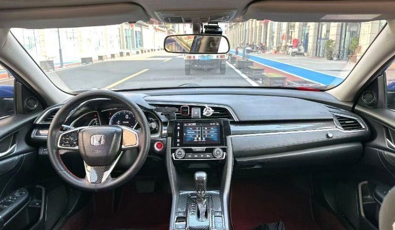 
								Honda Civic 2018 Civic 1.5T CVT 220TURBO Sport Edition full									