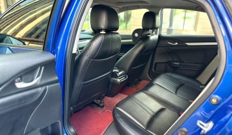 
								Honda Civic 2018 Civic 1.5T CVT 220TURBO Sport Edition full									